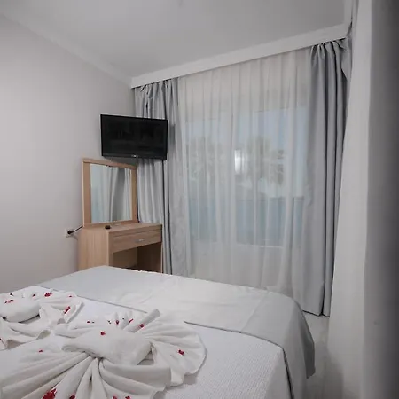Anadolu Hotel *